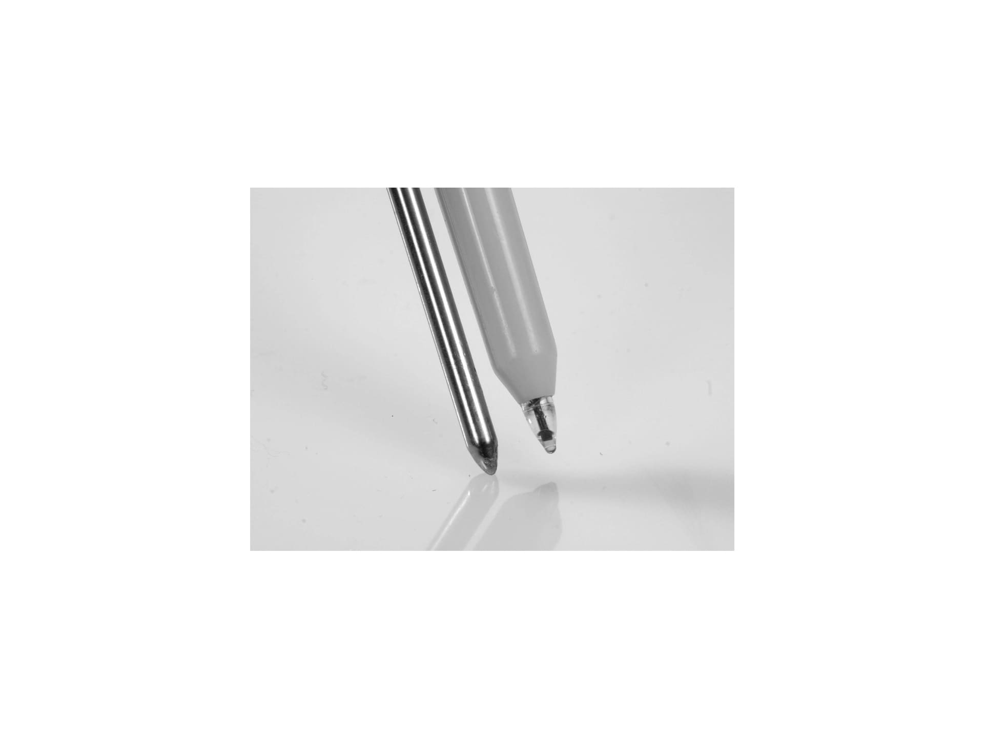 Spare pH probe for pH/temperature measuring instrument